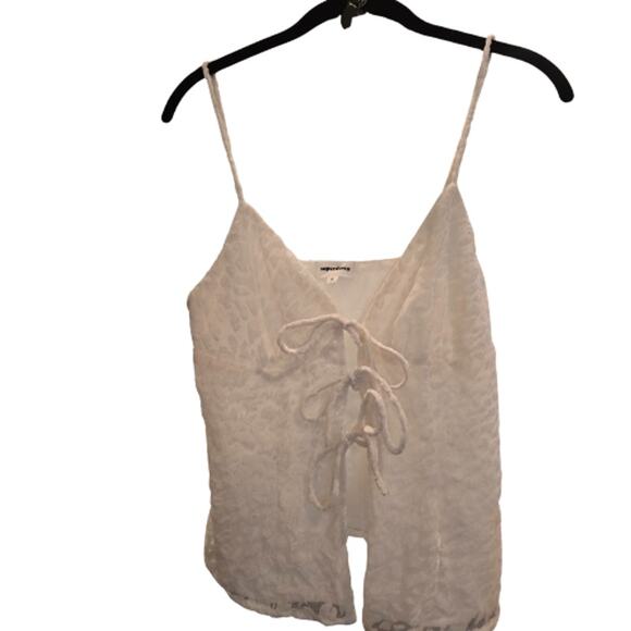 Superdown Nora Burnout Cami in White – NWOT Size Small - Picture 4 of 5